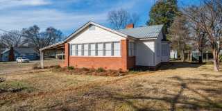 Beautifully Renovated Hueytown Gem – Spacious, Stylish & Move-In Ready! Beautifully Renovated Hueytown Gem – Spacious, Stylish & Move-In Ready! Gallery 3