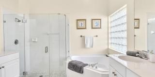 4194 Bluff Harbor Way Gallery 25