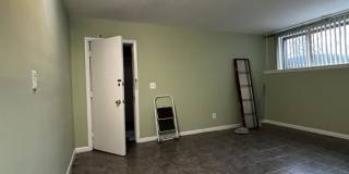 172 River Gallery 10
