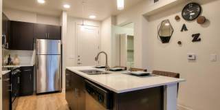 View 32 Apartments Gallery 6