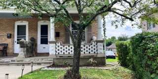 Beautifully renovated 3-bedroom, 2-full-bathroom historic home Gallery 1