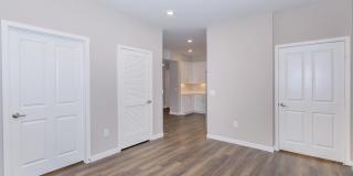 Los Alamitos Luxury Apartments Gallery 31