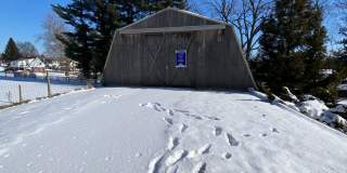 Coming Soon- Stunning 3 Bedroom Home with Barn and Over 3 Acres! Gallery 12