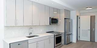 The Centre - Large Luxury Apartments. Gallery 88