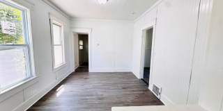 Charming 4-Bedroom Property in Prime Location Gallery 6