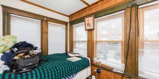 6 bed in Mission Hill Gallery 1