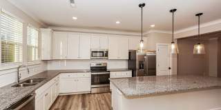 3-Bedroom, 2.5 Bath Townhome for Rent in Mooresville, NC | Attached 2-Car Garage & Modern Kitchen Gallery 5