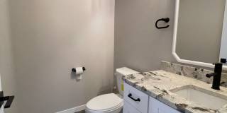 Newly Remodeled 2 Bed 1.5 Bath Home will Large Oversized 2-Stall Garage! Gallery 24