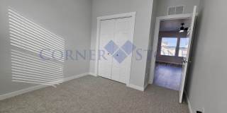 Like New Home With Community Pool! Gallery 11