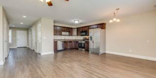 For Rent — Modern Duplex Near Historic Jonesborough Gallery 6