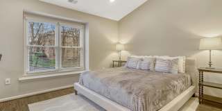 7598-N LAKESIDE VILLAGE Drive Gallery 15