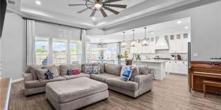 Spacious 4 or 5 Bedroom Home for Rent | Desirable Southside Location Gallery 8