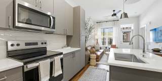 AMLI Brookhaven Apartments Gallery 6