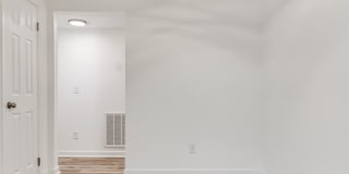 Charming 1-bedroom, 1-bath apartment located in the highly sought-after Rosewood area! - Apt 1 Gallery 10