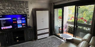 950 N Kings Rd Gallery 20