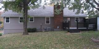 9609 North Charlotte Street Gallery 22
