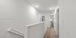 525 NE 6th Pl Gallery 16