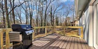 303 Nottingham Drive Gallery 21