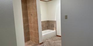 EXECUTIVE CUSTOM BUILT HOME Gallery 43