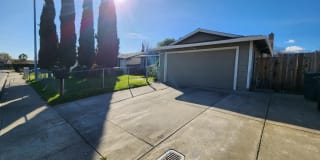 735 Wedgewood Drive Gallery 1