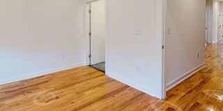 1642 N MARSHALL Street Gallery 4