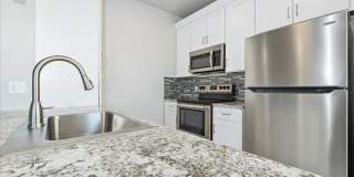 Franklin Loft Apartments Gallery 180