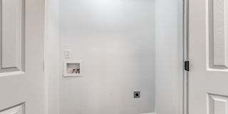 405 W Brooks Gallery 7