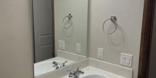 2525 North creek Lane Gallery 26