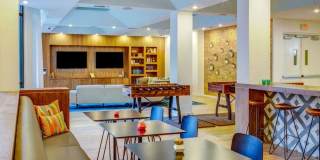 2902 Manor Road Gallery 10