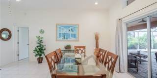 105 SW 39th Place Gallery 9