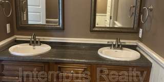 229 Deaderick Ave Gallery 20