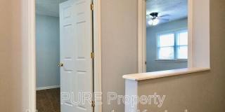 305 Lake St Gallery 10