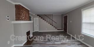 524 S Greer St Gallery 14