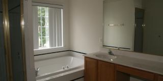 46137 AISQUITH Terrace Gallery 13