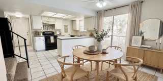 Freshly Renovated 2BD/2.5BA Townhouse in Exclusive Horseshoe Bay Community! Gallery 11
