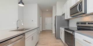 Middle Sound West Apartments Gallery 83