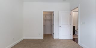 Germantown Modern Living! Gallery 13
