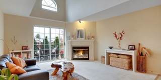 Top Level Condo in Des Moines Gallery 1