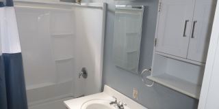 Single level duplex 2 br 1 ba in Chula Vista CA Gallery 11