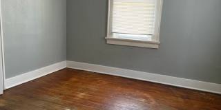 Cozy 2 Bedroom, 1 Bathroom house for rent at 2747 E. 4th Gallery 8