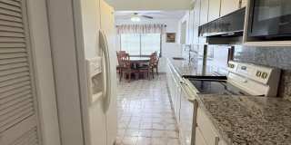 957 W 67th Street Gallery 7