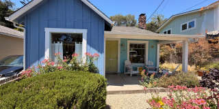 Charming 2BR/1BA Beach Cottage - Walk to Capitola Village! Gallery 1