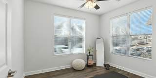 Bramblett Hills Gallery 22