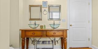 104 S Oakland Ave Gallery 29