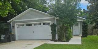 1002 Ingleside Ave Gallery 1