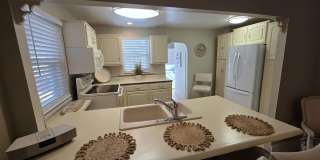 34 N Montgomery Ave Gallery 10