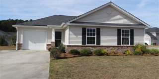 4 Bedrooms, 2.5 Bathrooms in Live Oak Subdivision Gallery 1