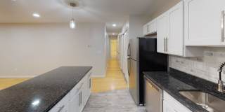 Spacious 2 Bedroom Condo with 2 Bathrooms! Gallery 6