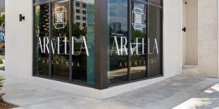 Arvella Arvella Gallery 103
