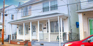 27 N PRICE Street Gallery 1